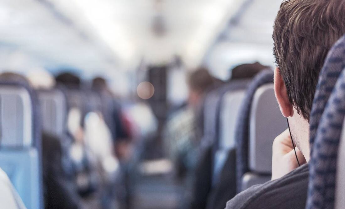 El pasajero fue vetado temporalmente por la aerolínea. Foto: Pixabay