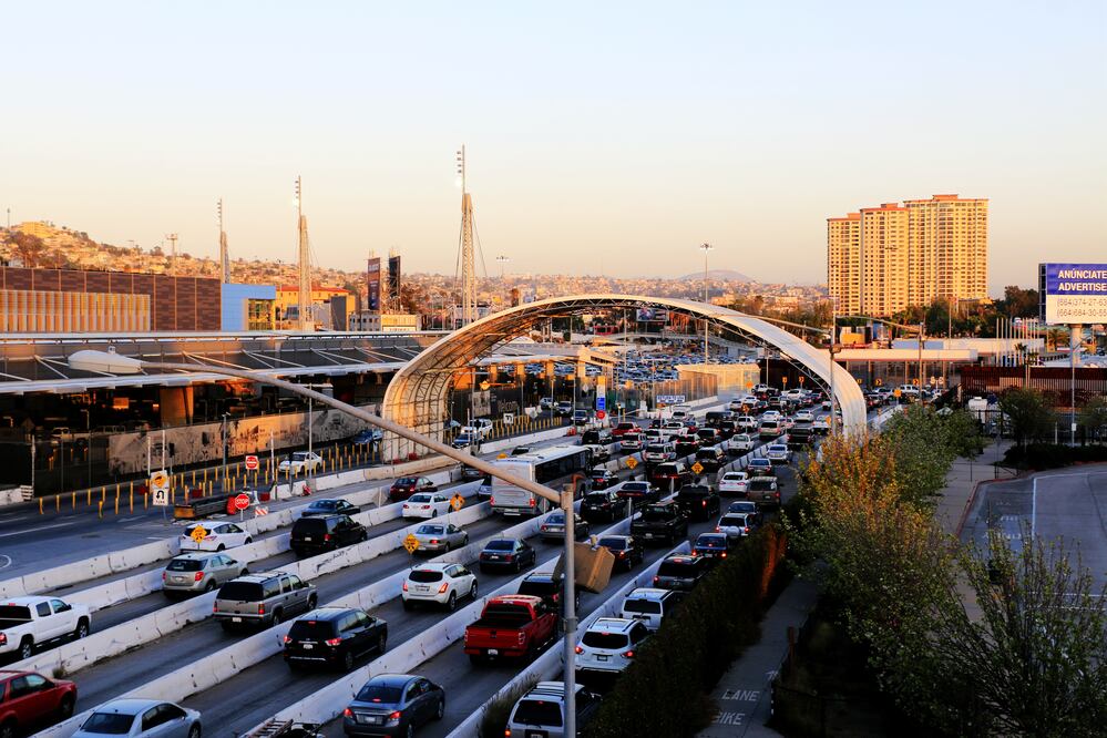 USA/Mexico Border - San Ysidro Boundary/ iStock/ Photo Beto