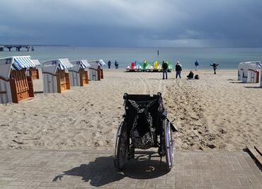 5 playas de Florida serán adaptadas para sillas de ruedas