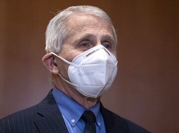 Fauci alerta de nuevas variantes de Covid-19; "la inmunidad disminuye", dice