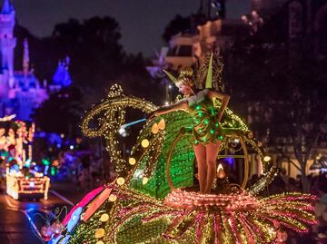 Espectáculos, festivales y sorpresas que llegan a Disneyland en 2022