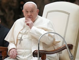 Papa Francisco expresa su tristeza por las víctimas y destrucción de los incendios en Los Ángeles
