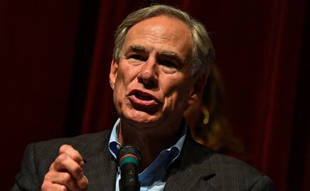 Gobernador de Texas defiende las armas de fuego y ve "equivocado" su control