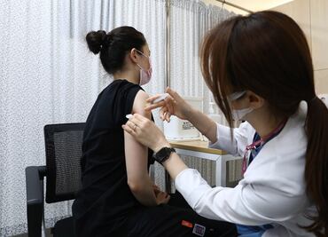 Respuesta inmunitaria a la vacuna covid es menor con la quimioterapia