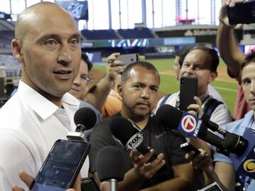 Covid-19. Derek Jeter, ex astro de los Yankees, dona salario