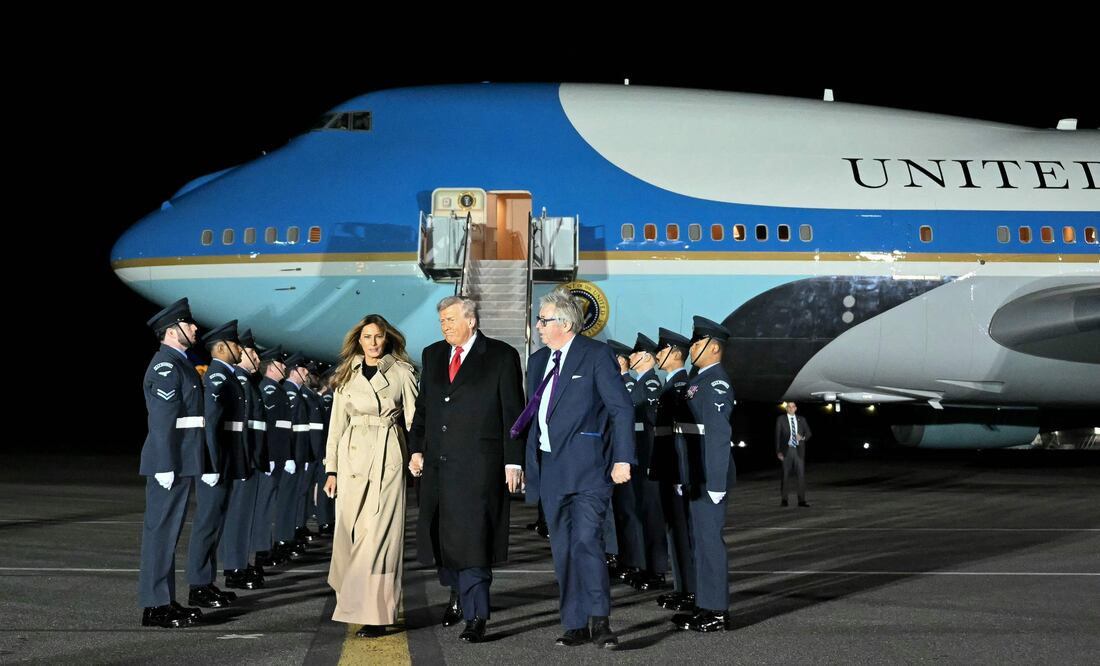 Piloto de Spirit Airlines reprendido por volar cerca del Air Force One de Trump: “¡Deja el iPad!” (Photo by ANDREW CABALLERO-REYNOLDS / AFP)