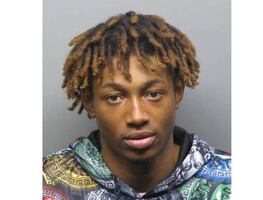 Arrestan a hombre que golpeó a empleada de restaurante en EU y le hizo perder un ojo