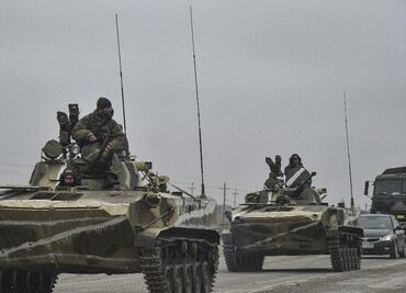 Ucrania dice que repelió “ataque nocturno” de Rusia en una avenida de Kiev