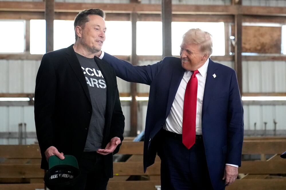 Trump defiende a Musk de boicot: "Voy a comprar un Tesla para apoyarlo"(AP Foto/Alex Brandon, Archivo)