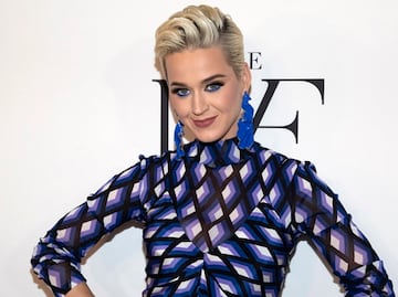 Katy Perry impacta con traje de baño en playas de Mallorca