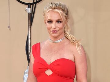 Britney Spears sorprende en Instagram con arriesgada lencería roja