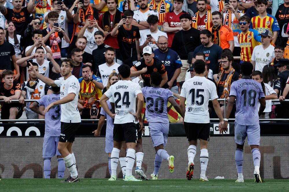 El Valencia recurrirá una sanción que considera "injusta y desproporcionada". EFE/ Biel Alino