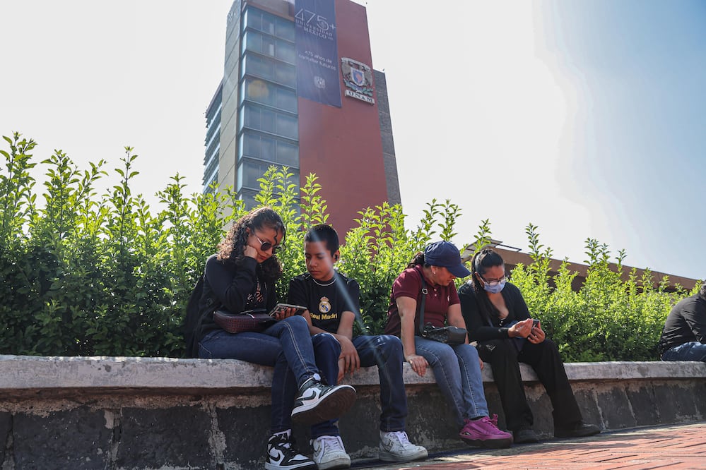 UNAM confirma si retrasará el inicio del ciclo escolar 2026 tras el examen de control presencial. Foto: Gabriel Pano / El Universal