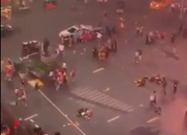 Video. Pánico en Times Square, multitud confunde ruido de moto con tiroteo