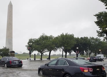 Lluvias inusuales e inundaciones paralizaron Washington DC