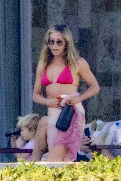 EXC Jennifer Aniston. Photo © 2025 Backgrid/The Grosby Group