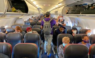 Estados Unidos exigirá a viajeros hacer cuarentena al llegar