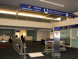¿Con cuánto dinero en mercancía puedes viajar a México en este fin de año?