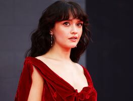 Olivia Cooke, de HOTD, paraliza Instagram con lencería roja de Rihanna