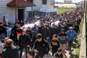 Impactante VIDEO: captan supuesto misil Tomahawk missile de EU impactando cerca de una escuela en Irán