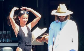 ¿Y Belinda? Jared Leto disfruta de Cerdeña con la guapa modelo Kelsey Merritt
