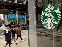 Sindicato de Starbucks aprueba potencial huelga para conseguir contrato "justo"