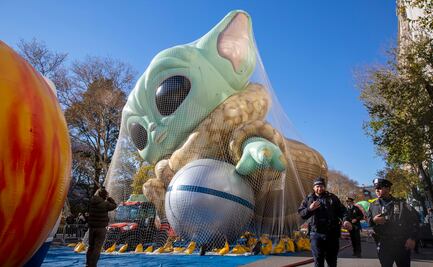 Baby Yoda debuta en el desfile de Thanksgiving de Macy's (2021)