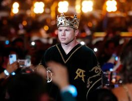 Canelo Álvarez presume outfit de 2 millones 607 mil DÓLARES y desata reacciones