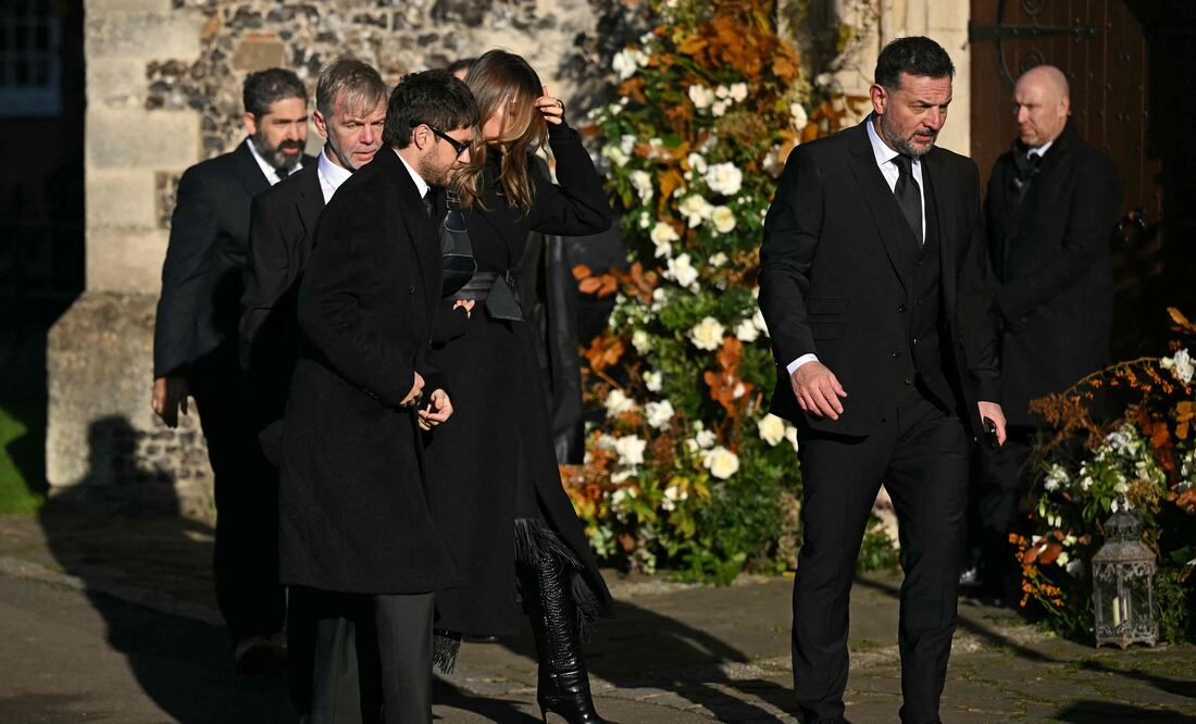 Último adiós a Liam Payne: One Direction se reúne en un emotivo funeral en Londres. FOTOS. (Photo by JUSTIN TALLIS / AFP)