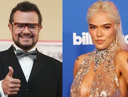 Aleks Syntek se mete con "La Bichota"; tira discos de Karol G al inodoro