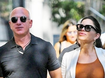 Novia de Jeff Bezos se luce en minivestido durante cita romántica