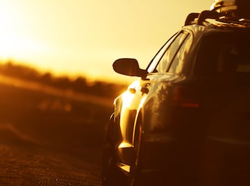 Niña de un año fallece tras horas encerrada en coche bajo intenso calor