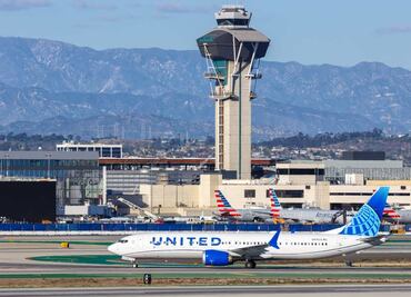 United Airlines suspende todos sus vuelos hoy en Estados Unidos por falla tecnológica
