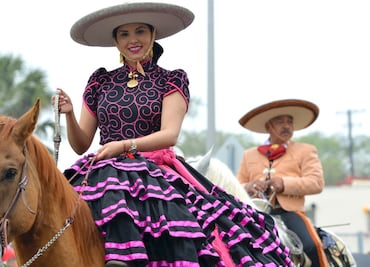 ¿Qué es una escaramuza charra mexicana?
