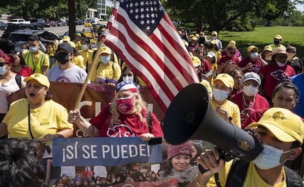 A 10 años de DACA, jóvenes migrantes temen a la deportación