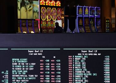 Super Bowl. Dueño de tienda de muebles apuesta 3.4 mdd por Buccaneers