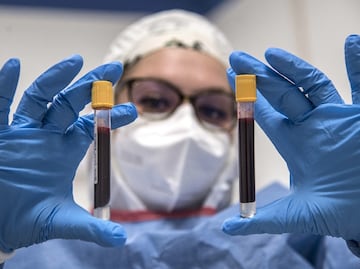 Pacientes que superaron el coronavirus donan su plasma