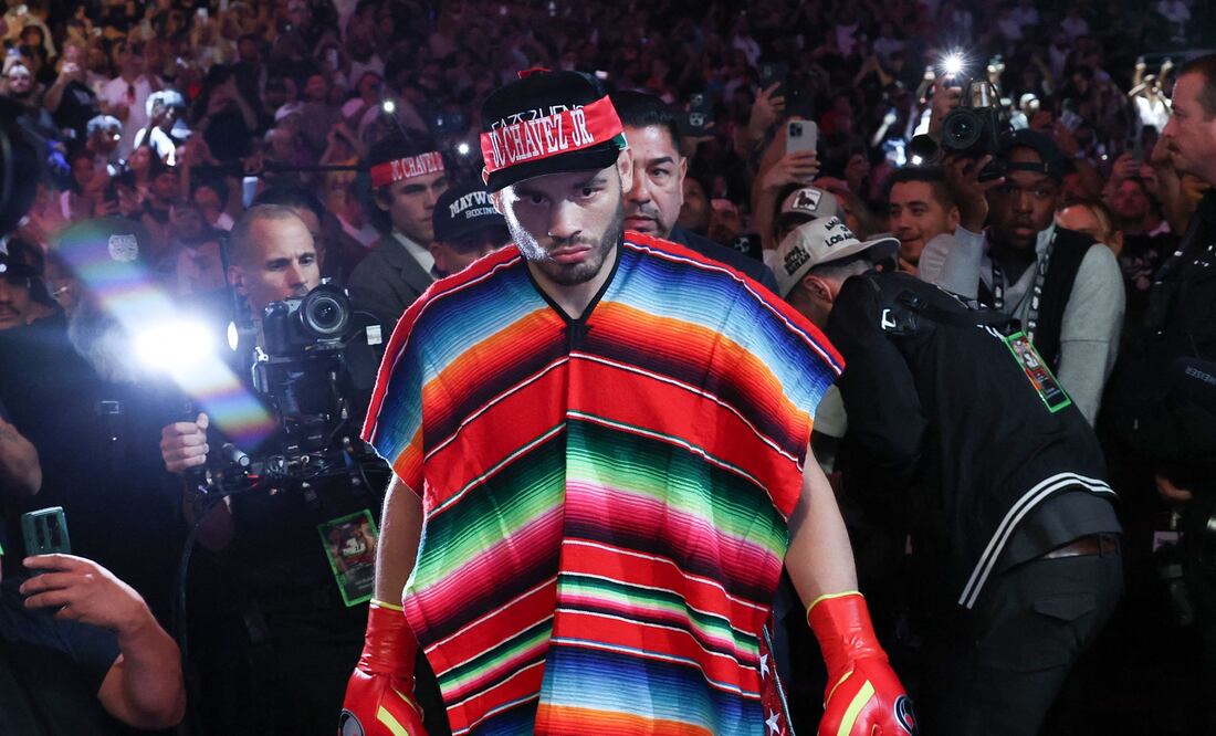 Julio César Chávez Jr. sale de cárcel en Sonora para enfrentar proceso en libertad. Foto: AFP