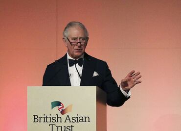 El príncipe Carlos vuelve a dar positivo a Covid-19