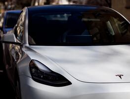 Profeco emite alerta por fallas en autos Tesla; hace llamado a revisión para estos modelos