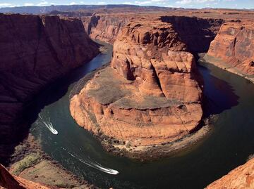 Turista muere al caer de mirador en parque Glen Canyon, en Arizona