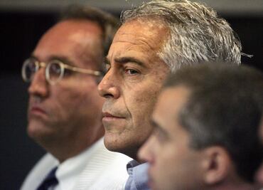 Publican la primera parte de los documentos judiciales asociados a Jeffrey Epstein con nombres de sus clientes