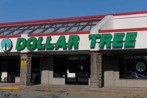 Dollar Tree, que vende productos a 1 dólar, cerrará cerca de 1,000 tiendas