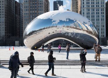 9 datos sobre Cloud Gate, la icónica escultura de Chicago