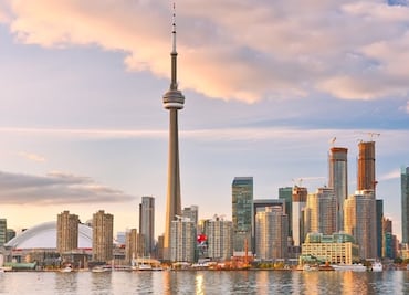 ¿Cómo ahorrar en tu viaje a Toronto?