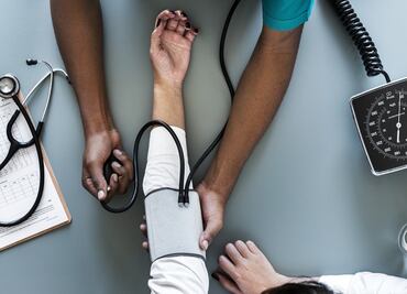 Cómo prevenir la aparición del cáncer, según Harvard