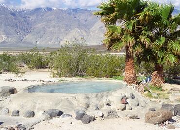 Hallan cuerpo de turista en aguas termales del parque Death Valley