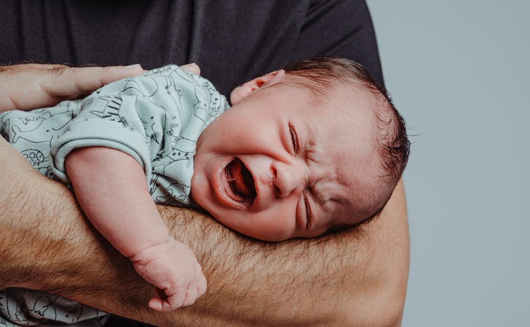 Bebé llorando. Foto: iStock-1Eva HM