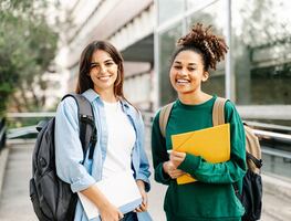 Kingston en Ontario es nombrada como la "mejor ciudad para estudiar en Canadá"