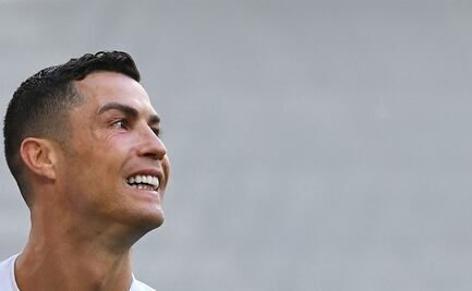 Manchester United confirma el fichaje de Cristiano Ronaldo